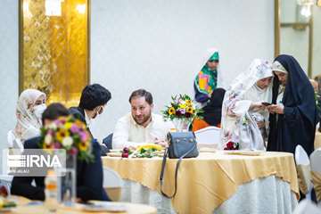 جشن بزرگ ازدواج دانشجویی